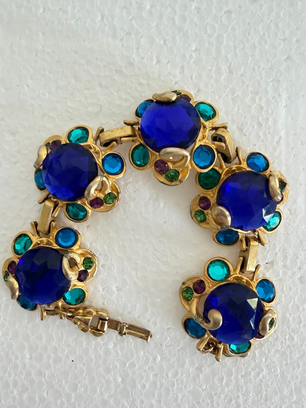 Gold-Tone Multistone Vintage Bracelet with Royal Blue Center